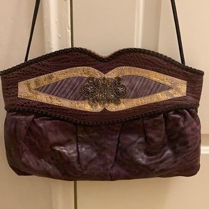 Opulent Containers leather grape/blk/gold stylish & classy shoulder bag/clutch